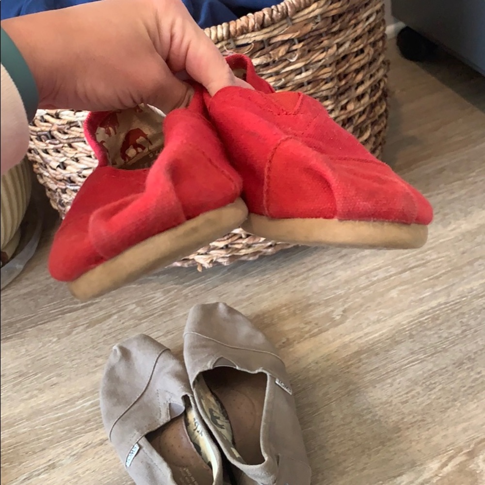 Toms - Picture 6 of 7